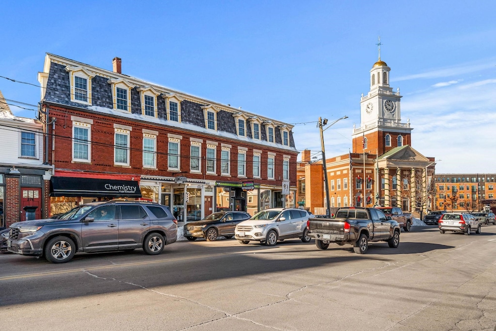 282 Central Ave unit 10, Dover, NH 03820 - photo 1