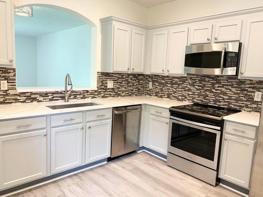 2329 Center Stone Ln, Riviera Beach, FL 33404 - photo 1