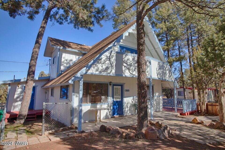 860 E Reidhead, Show Low, AZ 85901 - photo 1