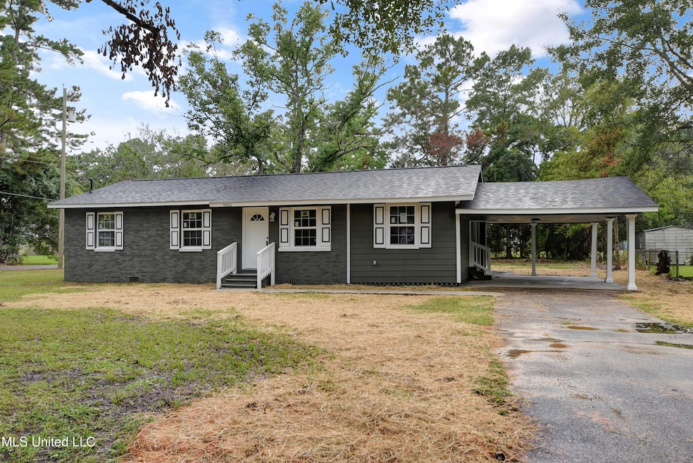 9001 Graham Rd, Moss Point, MS 39562 - photo 1