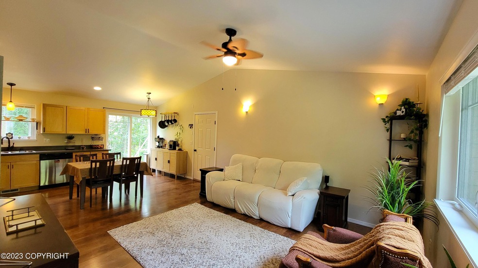 Living & Dining Room