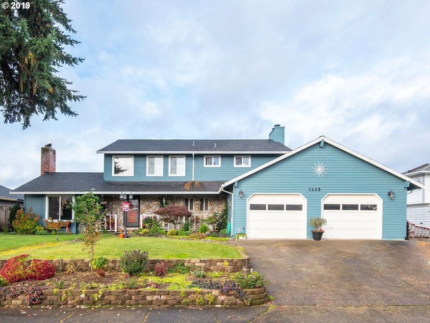 1225 N Grant St, Canby, OR 97013 - photo 1