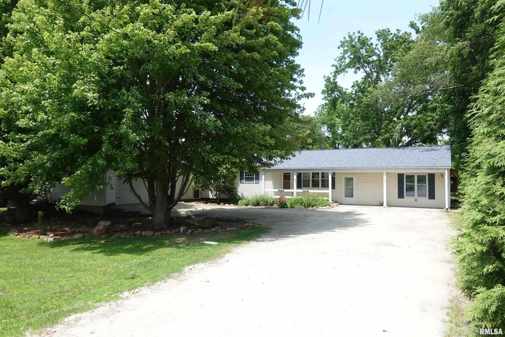 133 Knox Highway 31, Galesburg, IL 61401 - photo 1