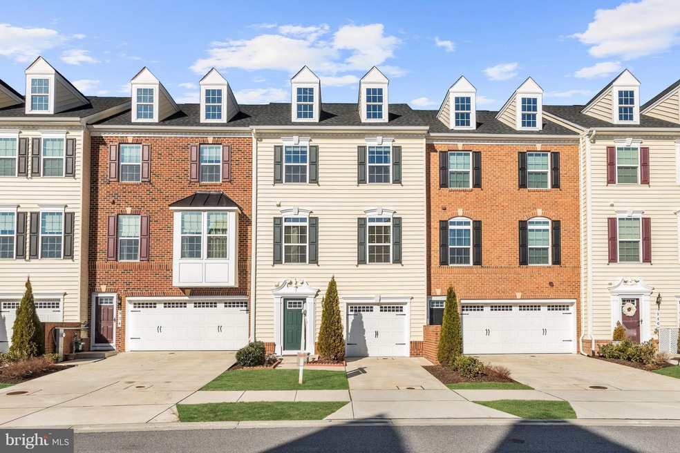 936 Magnolia Blossom Ct, Sykesville, MD 21784 - photo 1