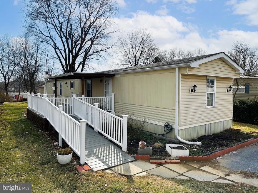 11223 Lakeside Dr, Hagerstown, MD 21740 MLS MDWA2017722