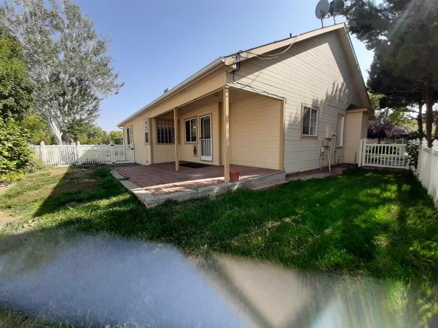 714 E Harbor Cir, Grand Junction, CO 81505 - photo 1