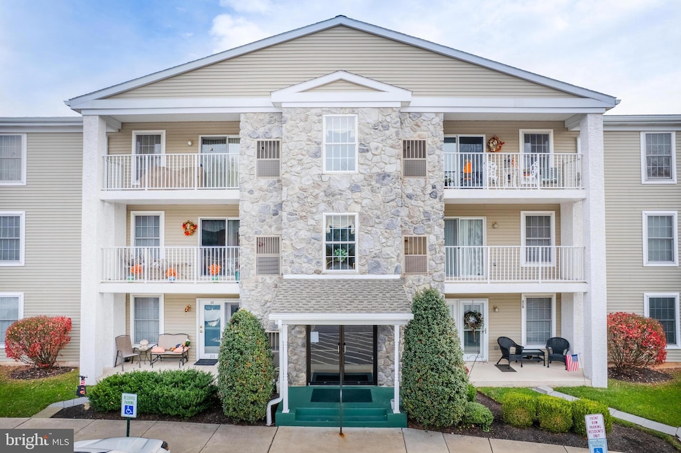 307 Brandon Rd, Norristown, PA 19403 - photo 1