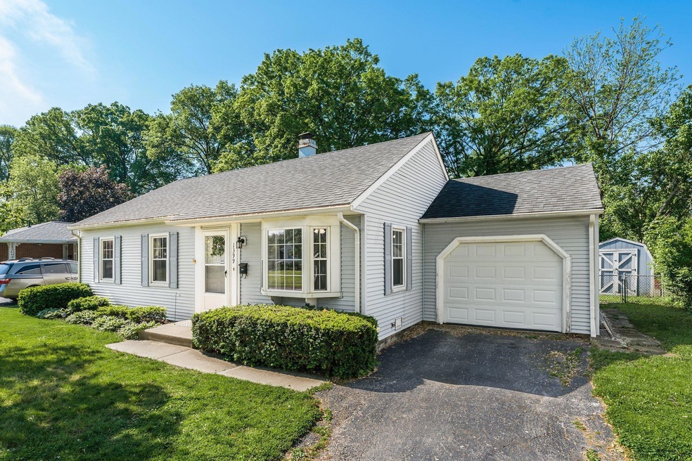 Inviting Front Landscape