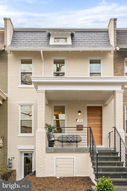 911 3rd St NE, Washington, DC 20002 - photo 1
