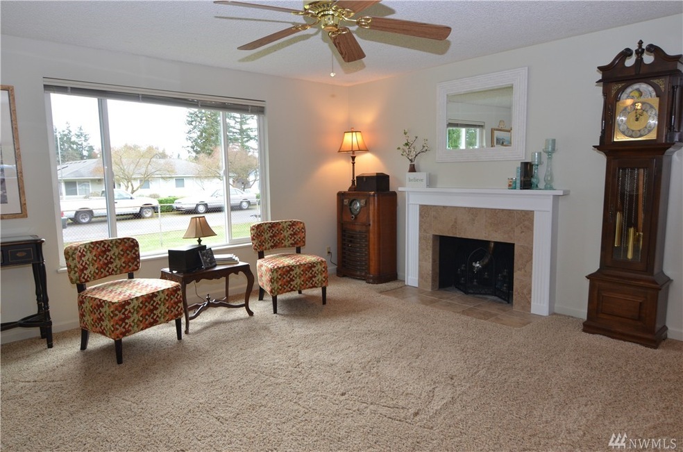 8015 219th St SW, Edmonds, WA 98026 - photo 1