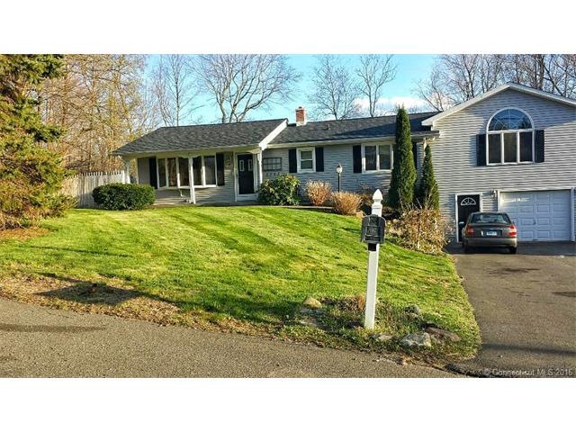 This sprawling 4BR, 2 Bath ranch sits on a private