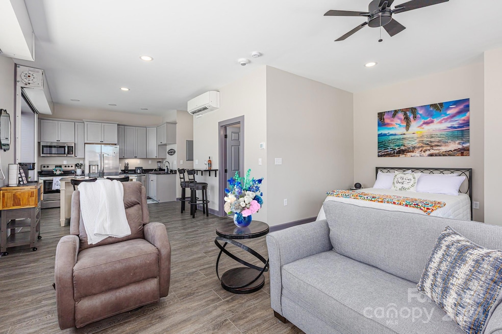 138 S Main St unit F, Marion, NC 28752 - photo 1