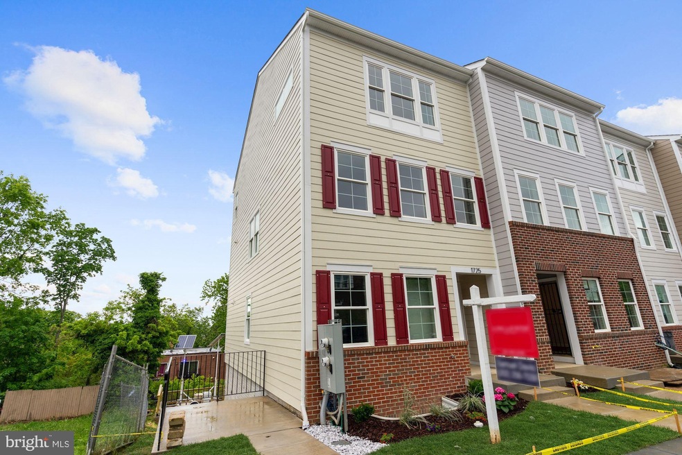 1715 28th Place SE unit B, Washington, DC 20020 - photo 1