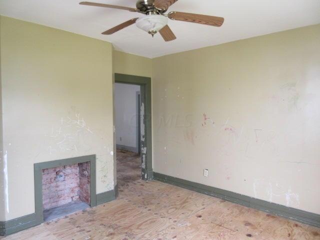 521 E Mulberry St, Lancaster, OH 43130 - photo 1