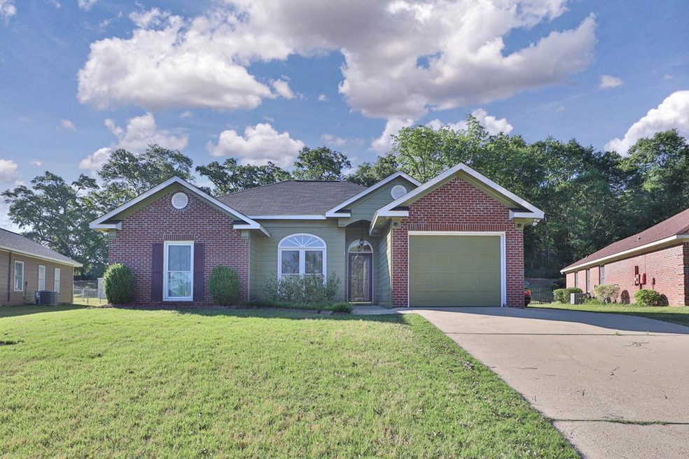 7046 Vinings Way, Columbus, GA 31907 - photo 1