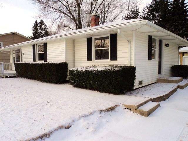 327 Amarillo Dr, Carpentersville, IL 60110 - photo 1