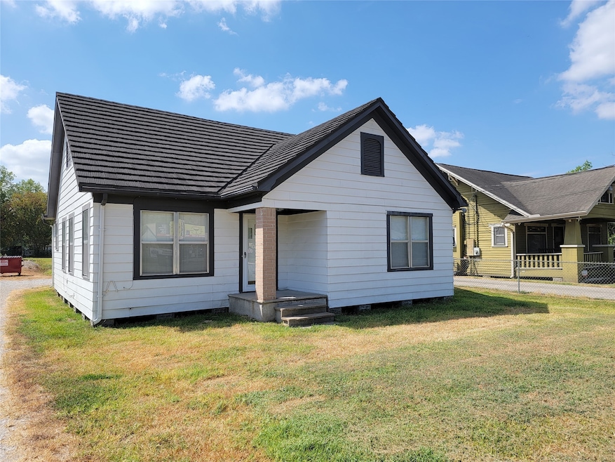 6713 Spindle Dr, Houston, TX 77086 - photo 1