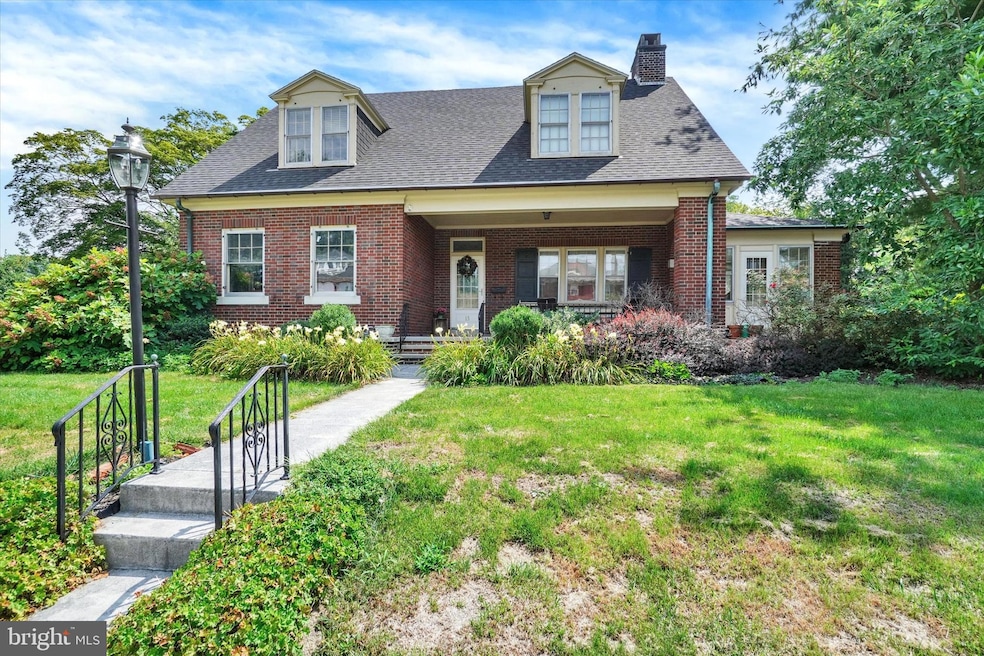 15 N Harlan St, York, PA 17402 - photo 1