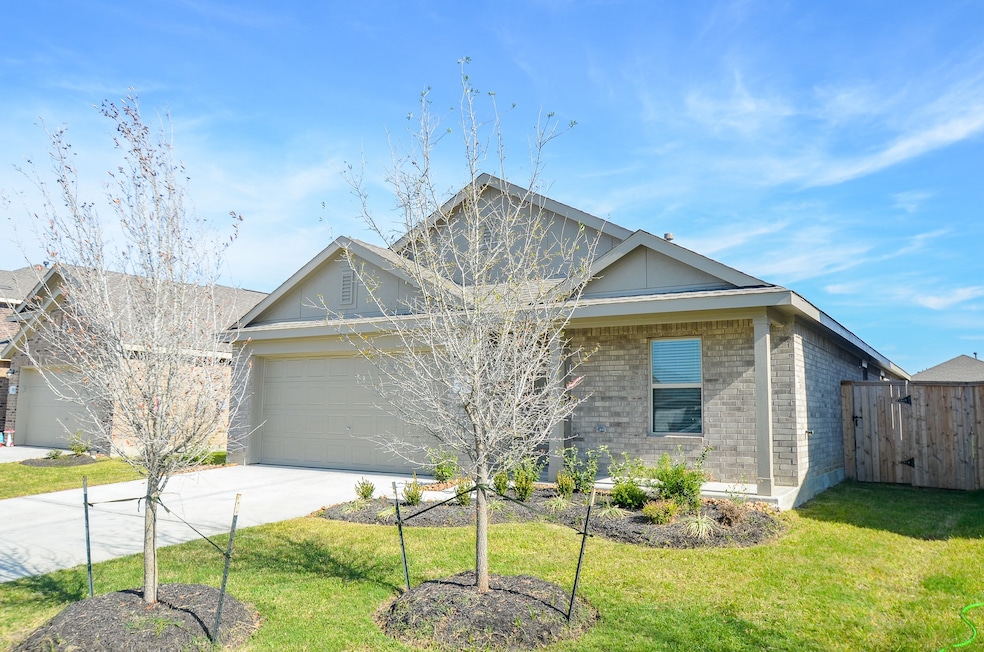 9910 Cliffside Ridge, Baytown, TX 77521 - photo 1