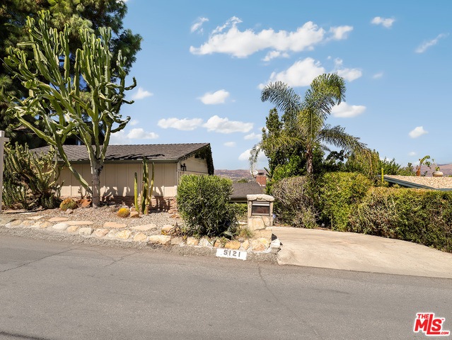 5121 Cerrillos Dr, Woodland Hills, CA 91364 - photo 1