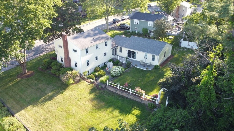 41 Sutherland Rd, North Attleboro, MA 02760 - photo 1