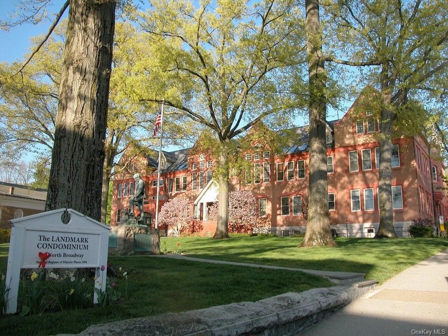 18 N Broadway unit 107, Tarrytown, NY 10591 - photo 1