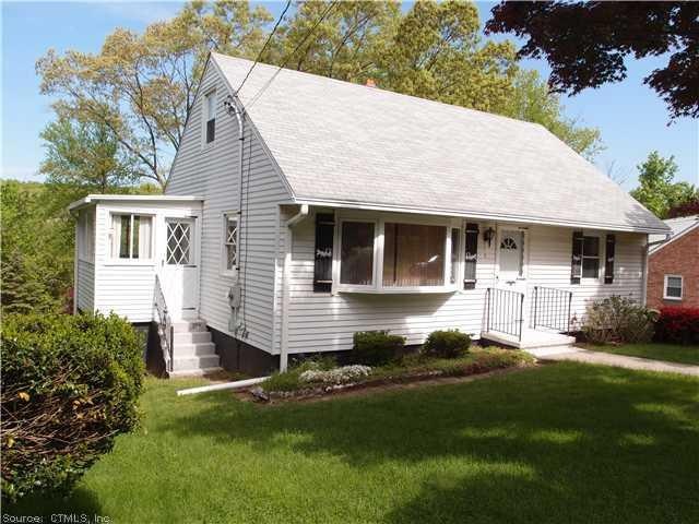 5 Robin Rd, Seymour, CT 06483 - photo 1