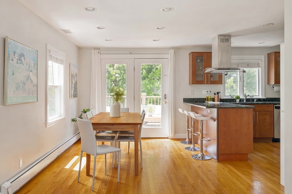 41 Wilson Ave unit 41, Watertown, MA 02472 - photo 1