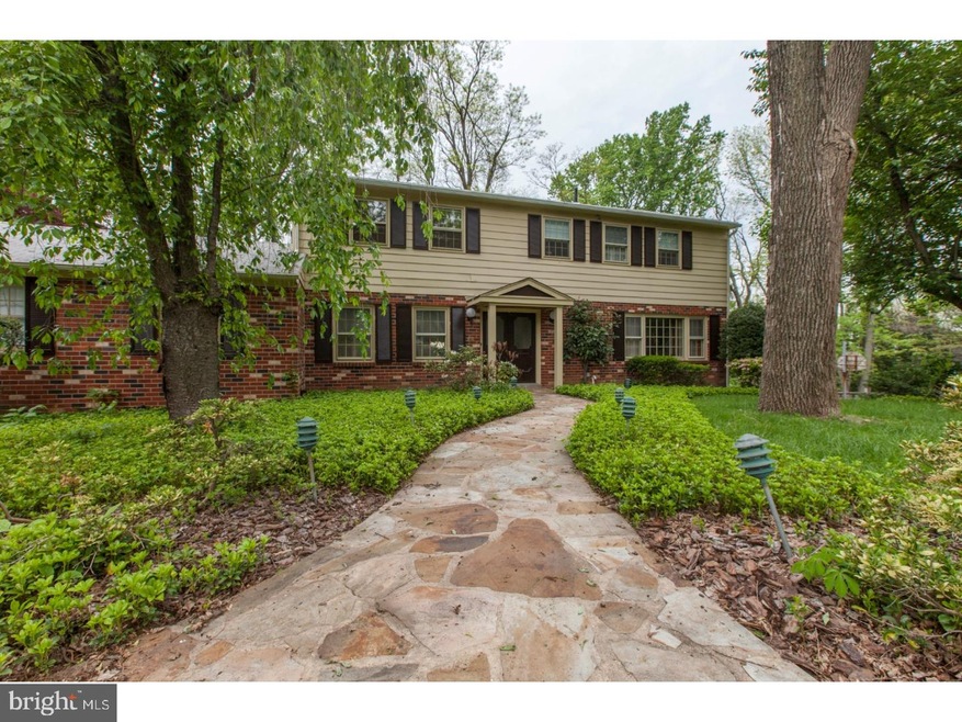 2180 N Stone Ridge Ln, Villanova, PA 19085 - photo 1