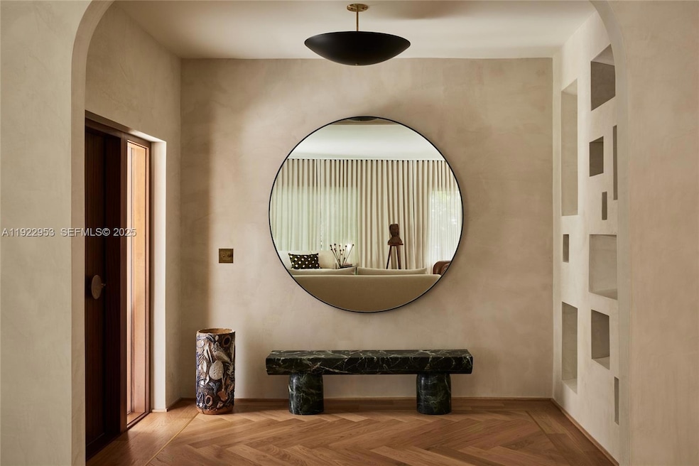 1315 Lenox Ave, Miami Beach, FL 33139 - photo 1