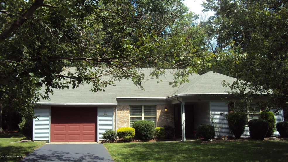 638 Petunia Ln S, Whiting, NJ 08759 - photo 1