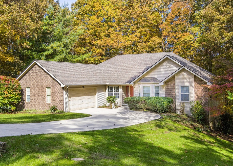 113 Dovenshire Dr, Crossville, TN 38558 - photo 1