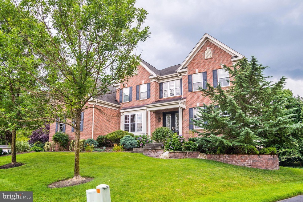 7 Old Hickory Ct, Mount Laurel, NJ 08054 - photo 1