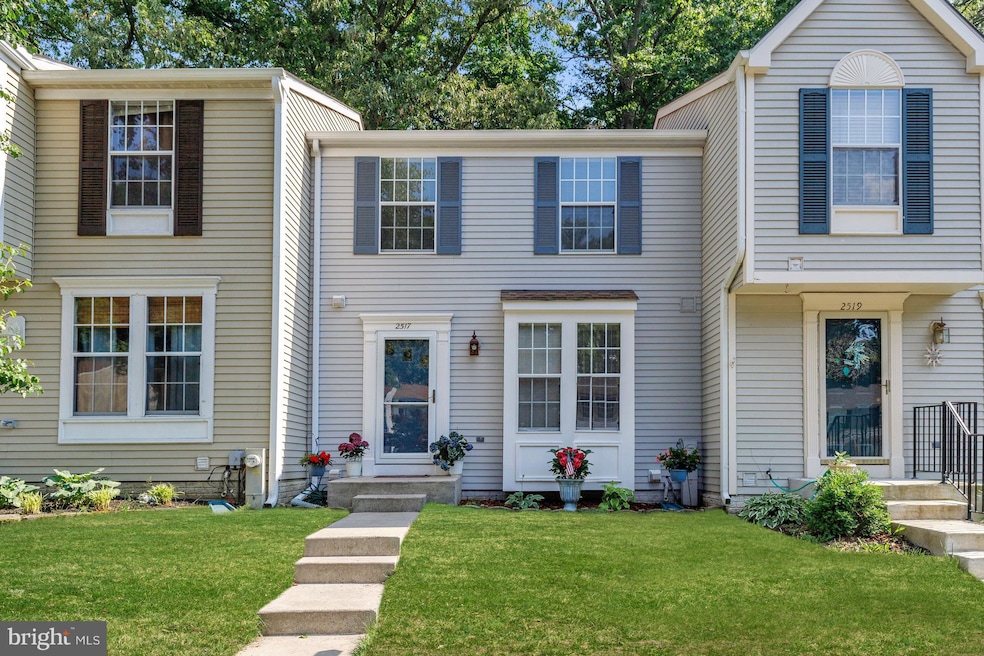 2517 Log Mill Ct, Crofton, MD 21114 - photo 1