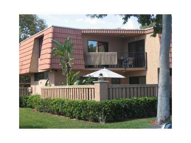 8189 Severn Dr unit C, Boca Raton, FL 33433 - photo 1
