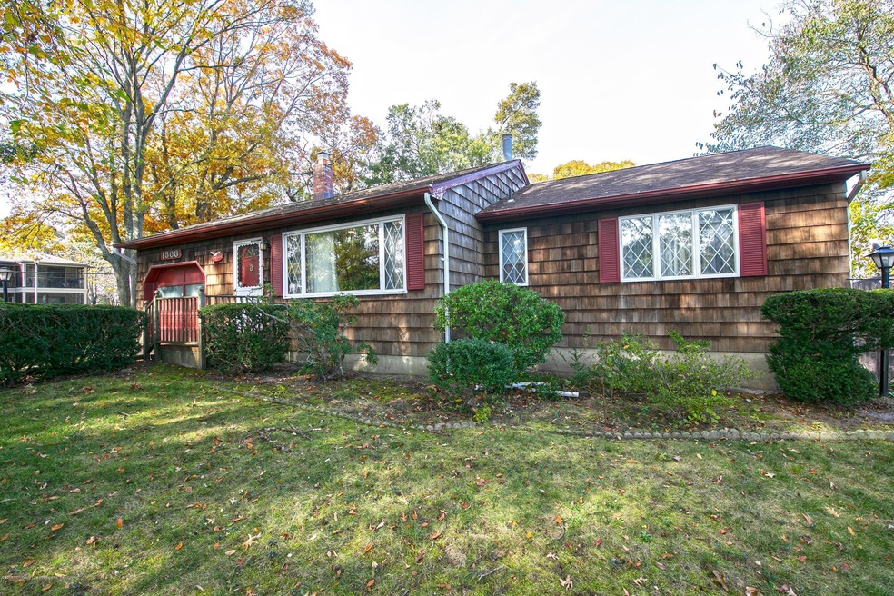1508 Hulse Road