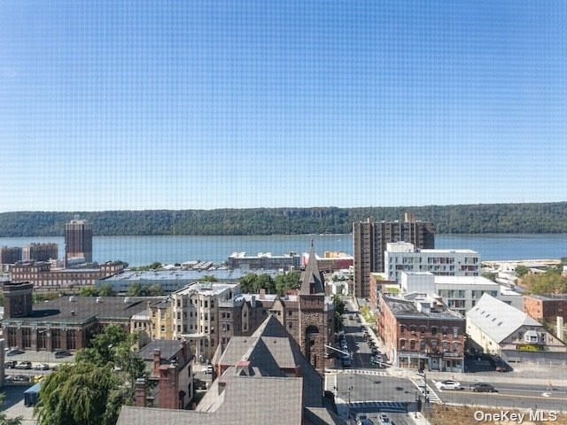 70 Ashburton Ave unit 6A, Yonkers, NY 10701 - photo 1