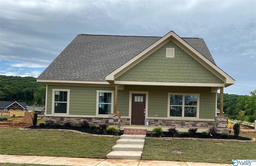 1528 Hammock St, Huntsville, AL 35811 - photo 1