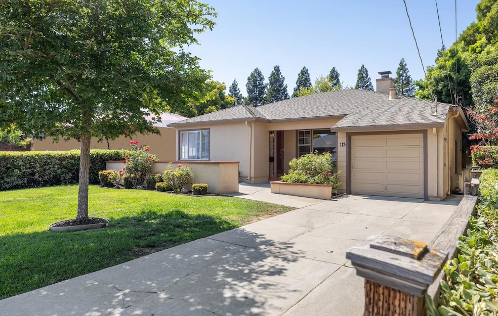 Sold $1,780,000 • Co-Listing Agent
