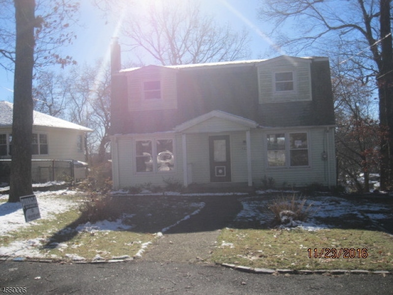 522 Davsel Rd, Landing, NJ 07850 - photo 1