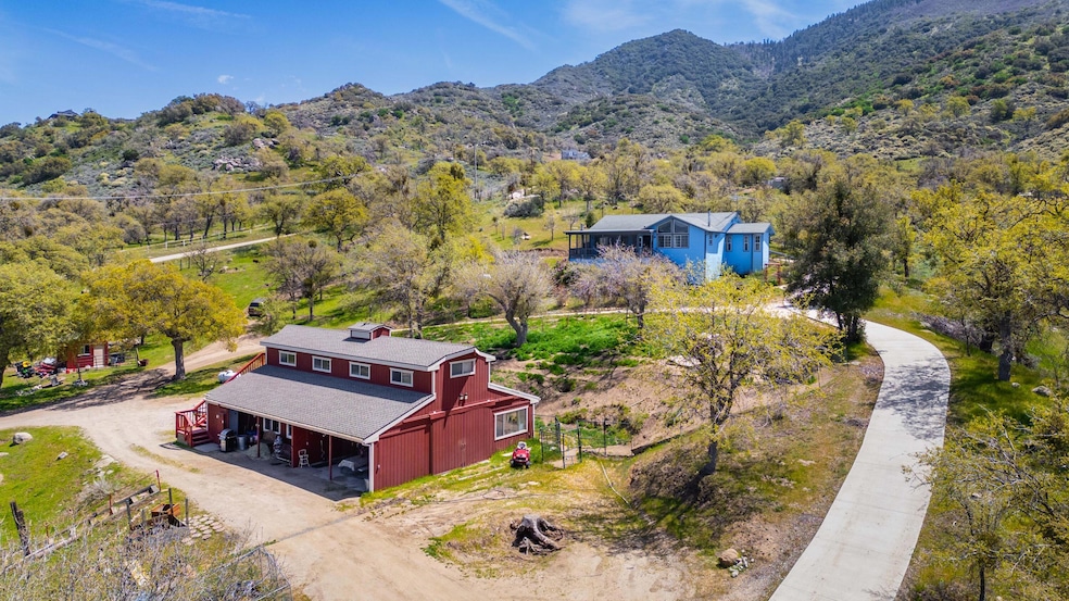 For Sale $960,000
