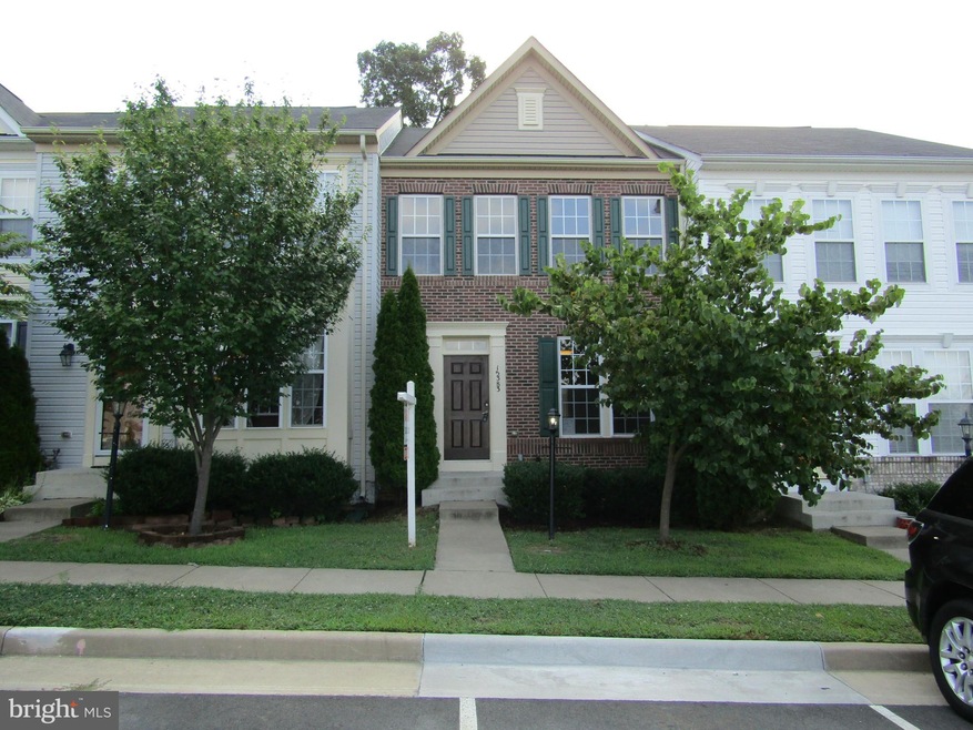 15383 Elizabeth Burbage Loop, Woodbridge, VA 22191 - photo 1