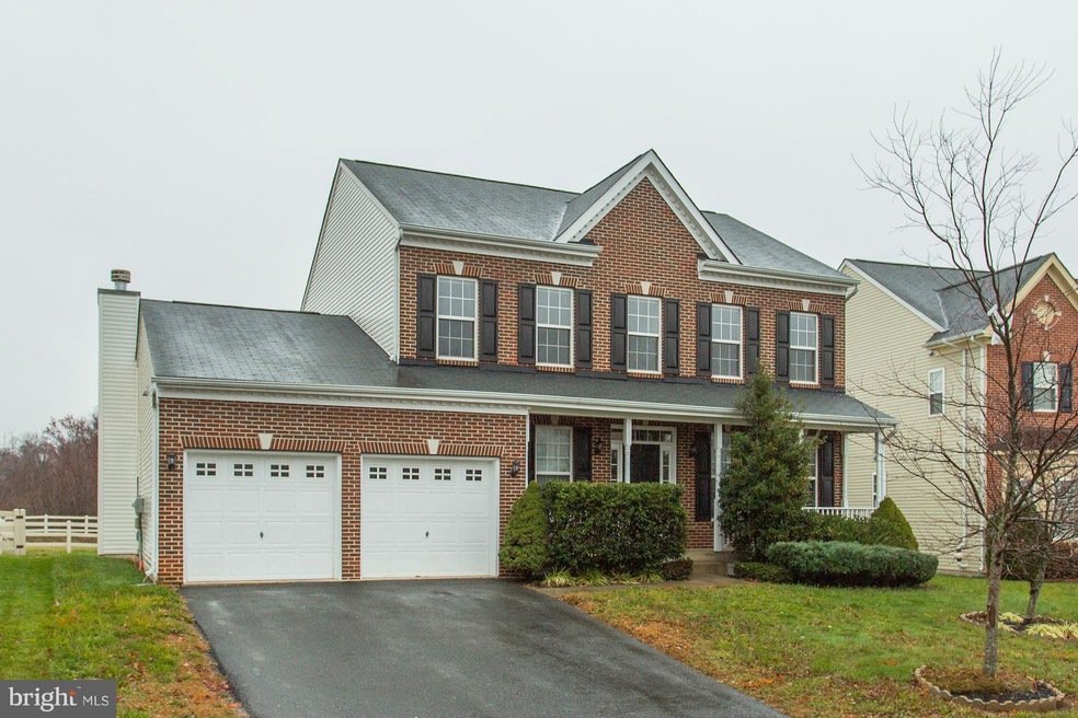 17146 Greenwood Dr, Round Hill, VA 20141 - photo 1