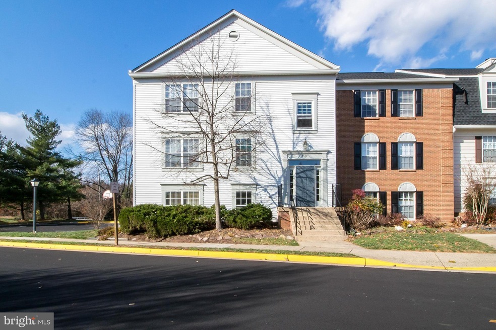 9330 Niki Place unit 101, Manassas, VA 20110 - photo 1