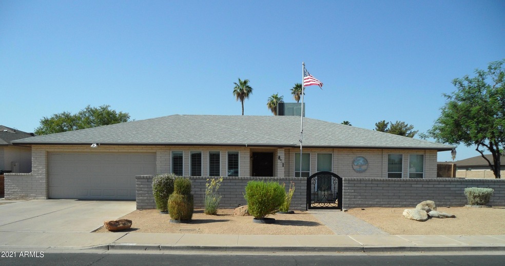 831 W Knowles Cir, Mesa, AZ 85210 - photo 1