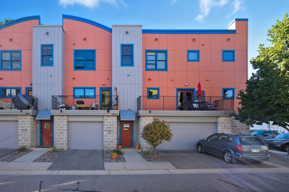 566 State St D 1_8f8a4477.jpg