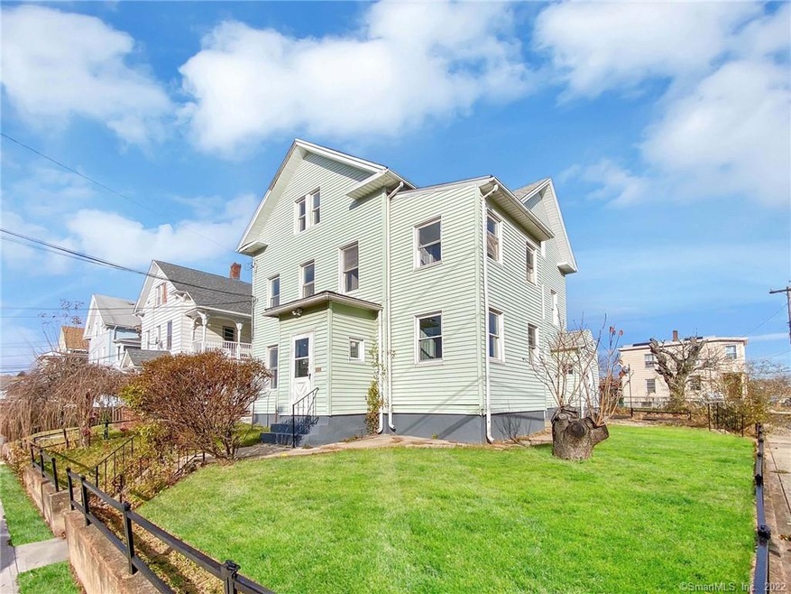 121 Springdale Ave unit 2nd Floor, Meriden, CT 06451 - photo 1