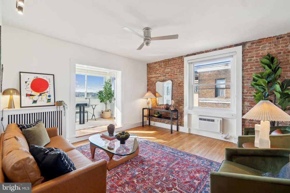 1901 Columbia Rd NW unit 805, Washington, DC 20009 - photo 1