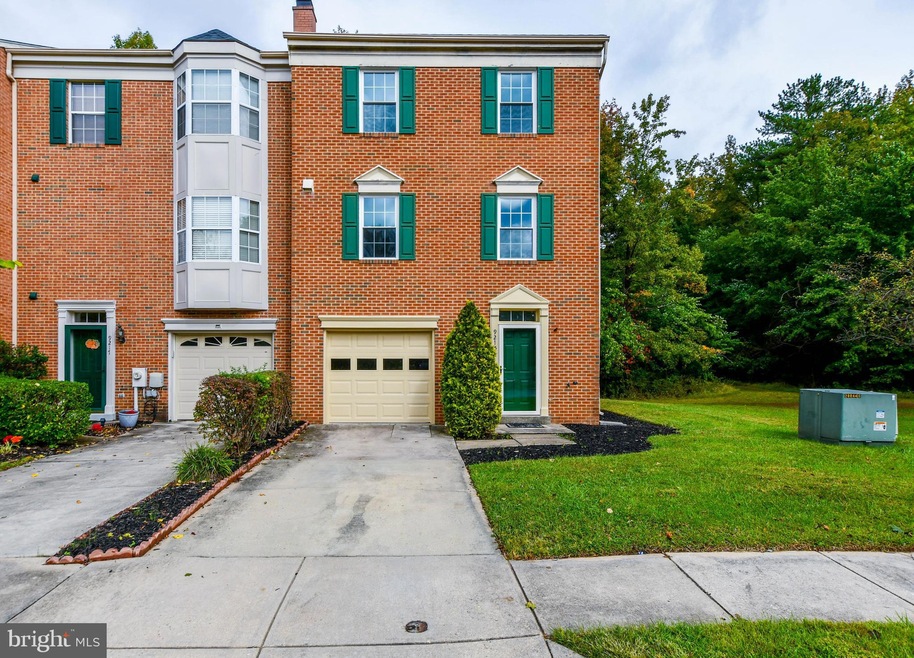 9215 Vanfleet Ct, Laurel, MD 20708 - photo 1