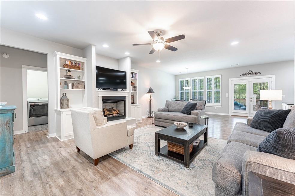 54 Overton Dr, Bella Vista, AR 72714 - photo 1